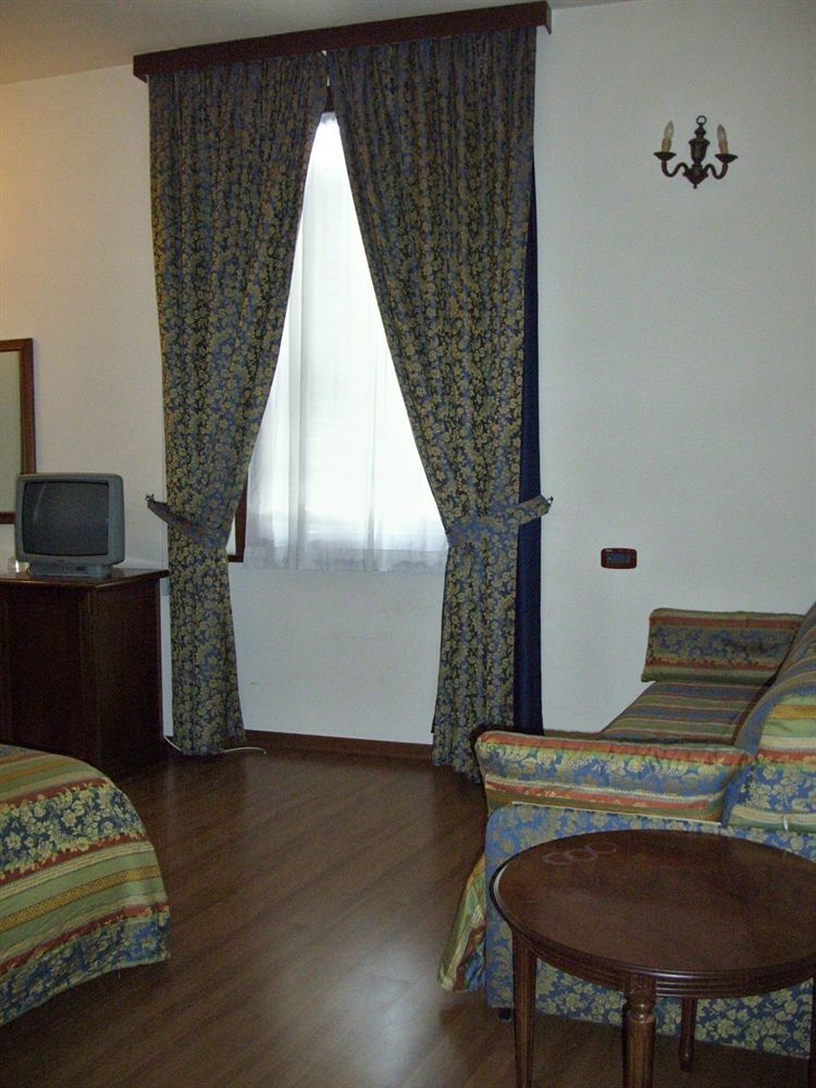 Hotel Sebino Sarnico Extérieur photo